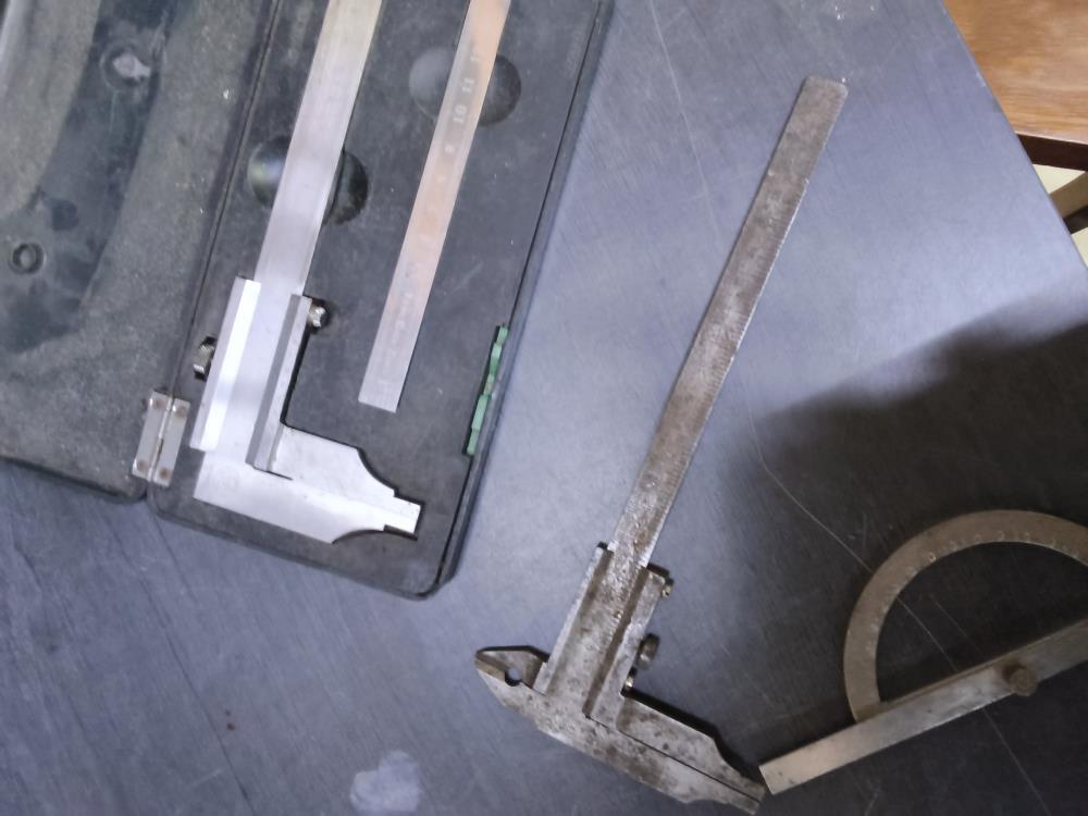 PIED A COULISSE DANS L'ÉTAT 