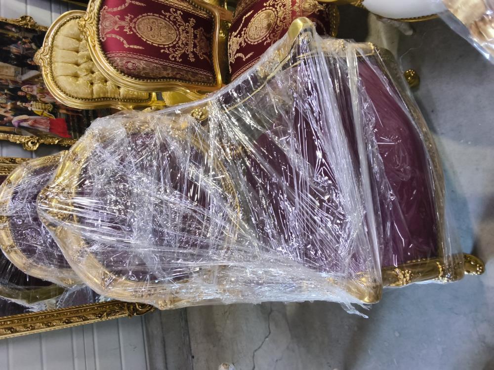 FAUTEUIL BAROQUE GM DORÉ VELOURS ROUGE 