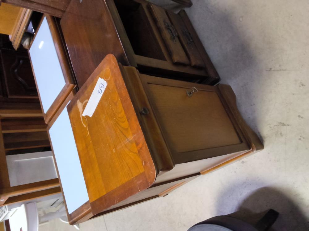 CHEVET 1 PORTE 1 TIROIR DANS L'ÉTAT 