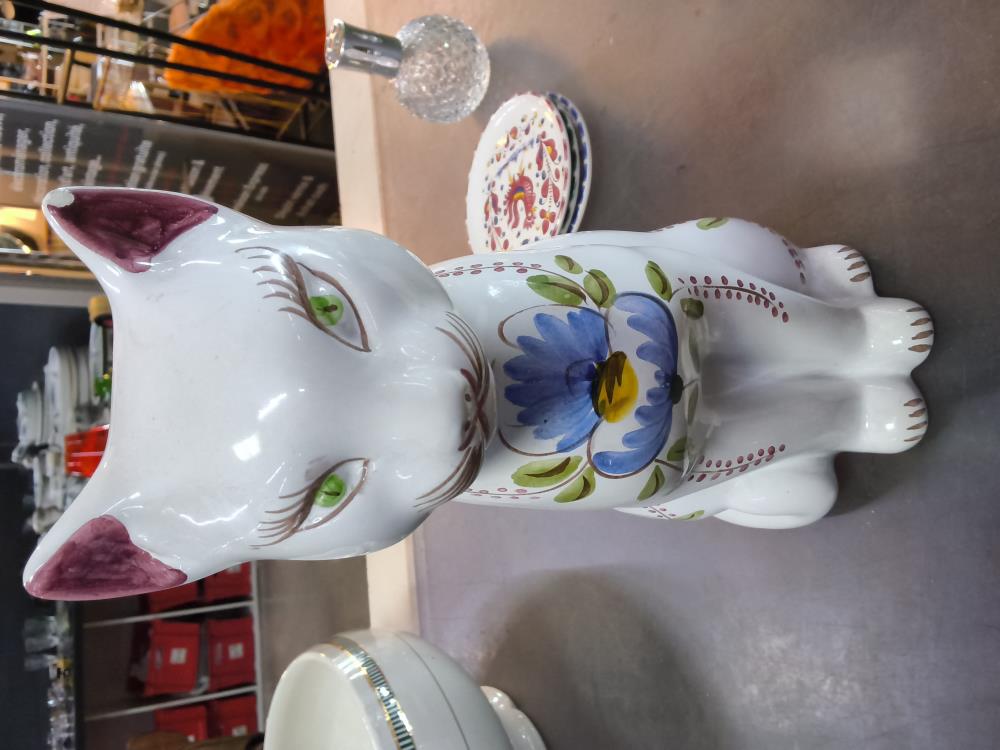 CHAT FAÏENCE PEINT MAIN DS L'ÉTAT 