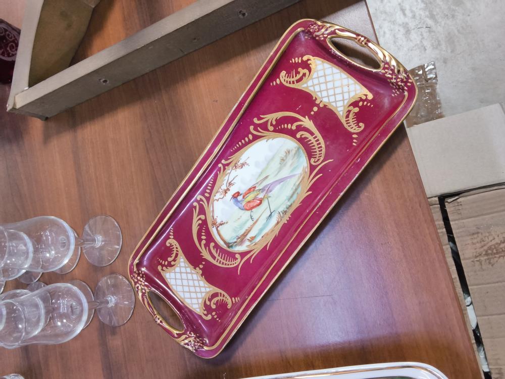 PLAT A CAKE PORCELAINE ROUGE 