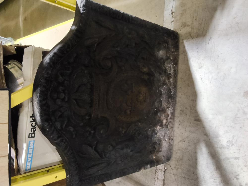PLAQUE FONTE 