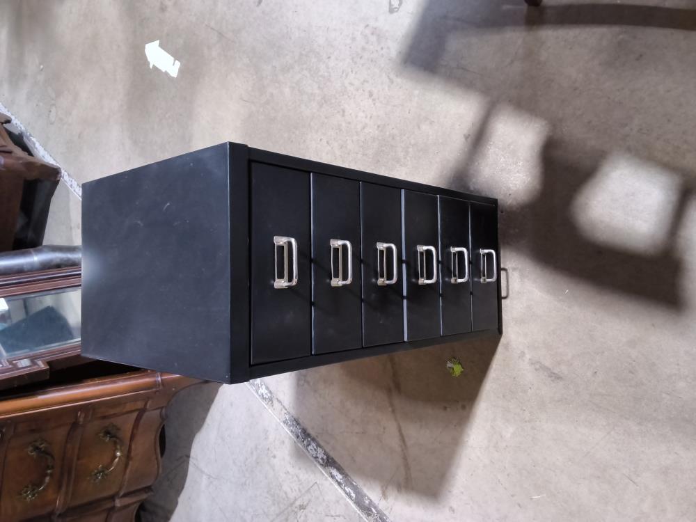 MEUBLE METAL NOIR 6 TIROIRS 