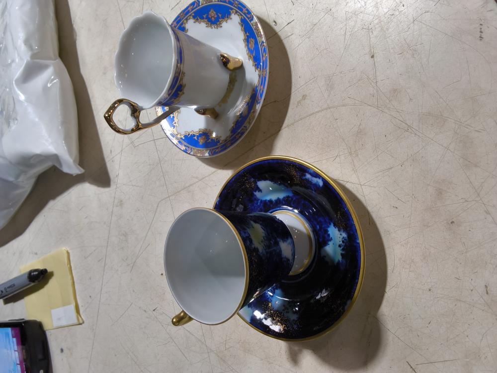ENSEMBLE TASSE ET SOUS TASSES