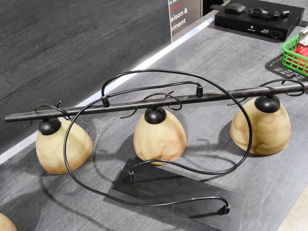 LAMPE RAMPE 3 FEUX