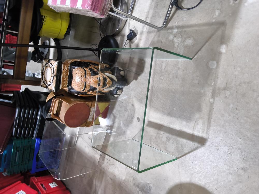 MINI TABLE BASSE VERRE