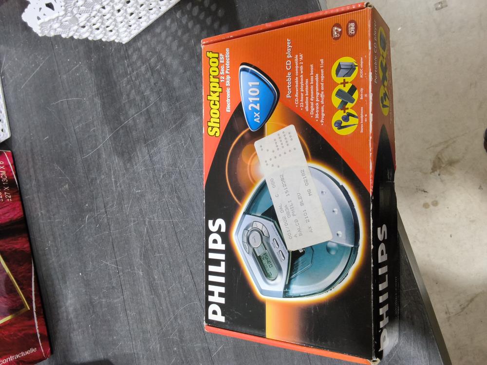 PORTABLE CD