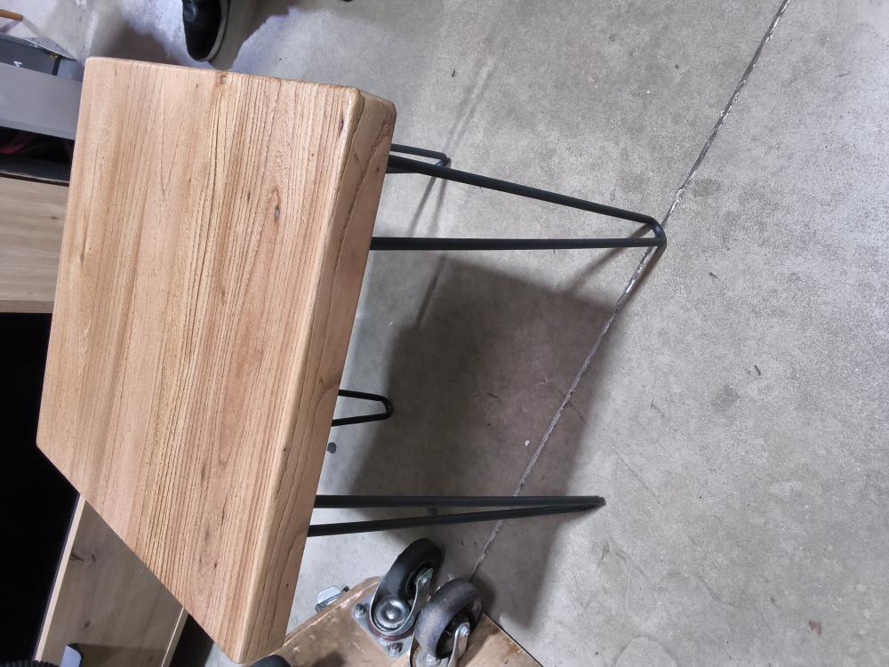 TABLE D’APPOINT