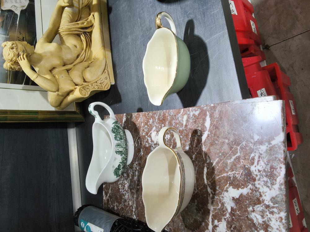 SAUCIÈRE 
