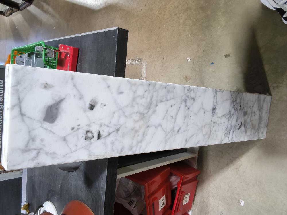 PLAQUE DE MARBRE BLANCHE 110X21