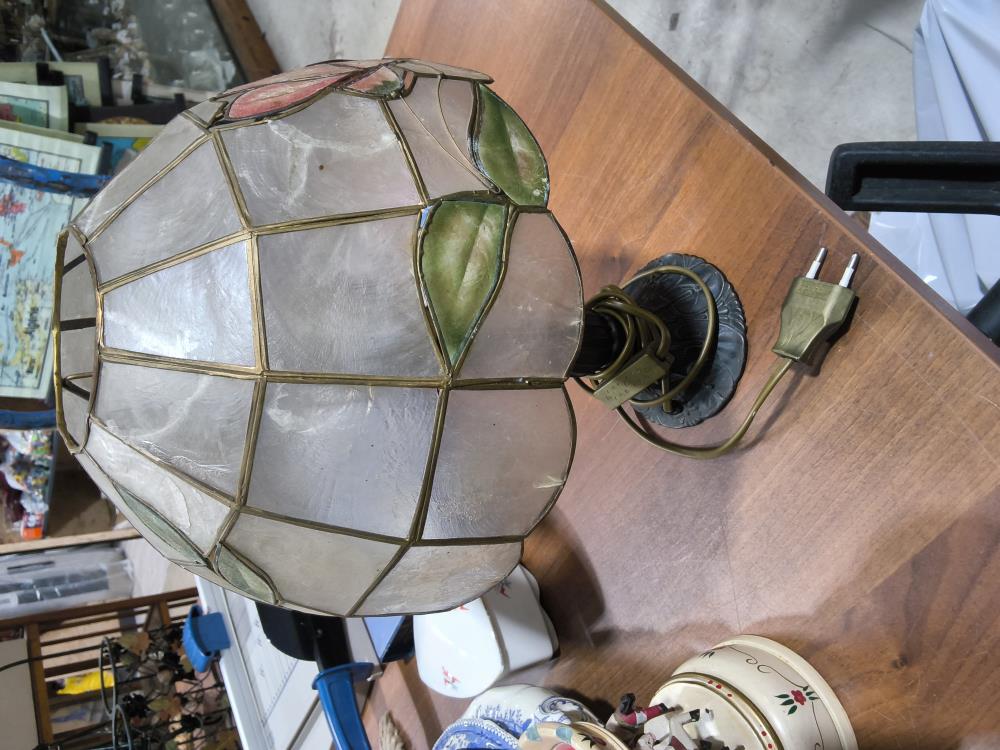 LAMPE A POSER STYLE TIFFANY 