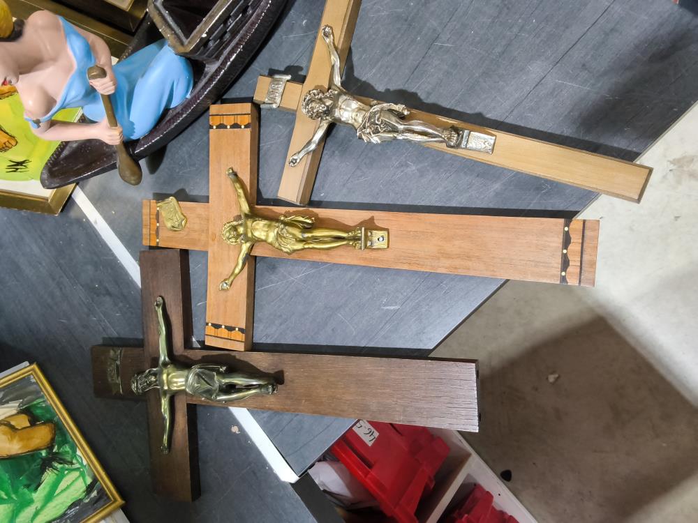 CRUCIFIX