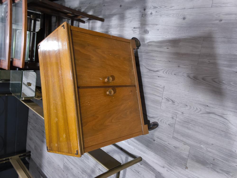 MINI BAR ANNÉES 20 DUR ROULETTES 