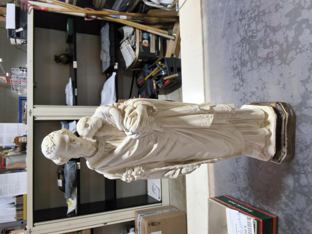 STATUETTE RELIGIEUSE PLATRE