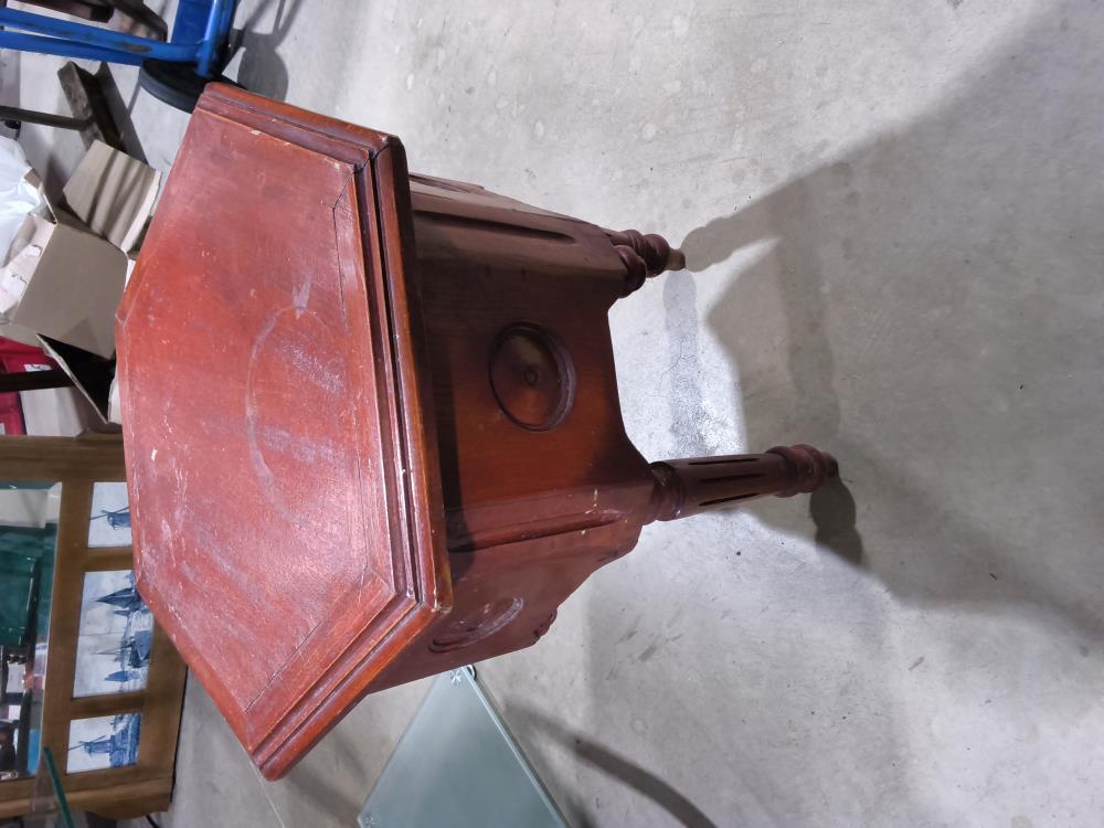 PETIT TABLE D’APPOINT 