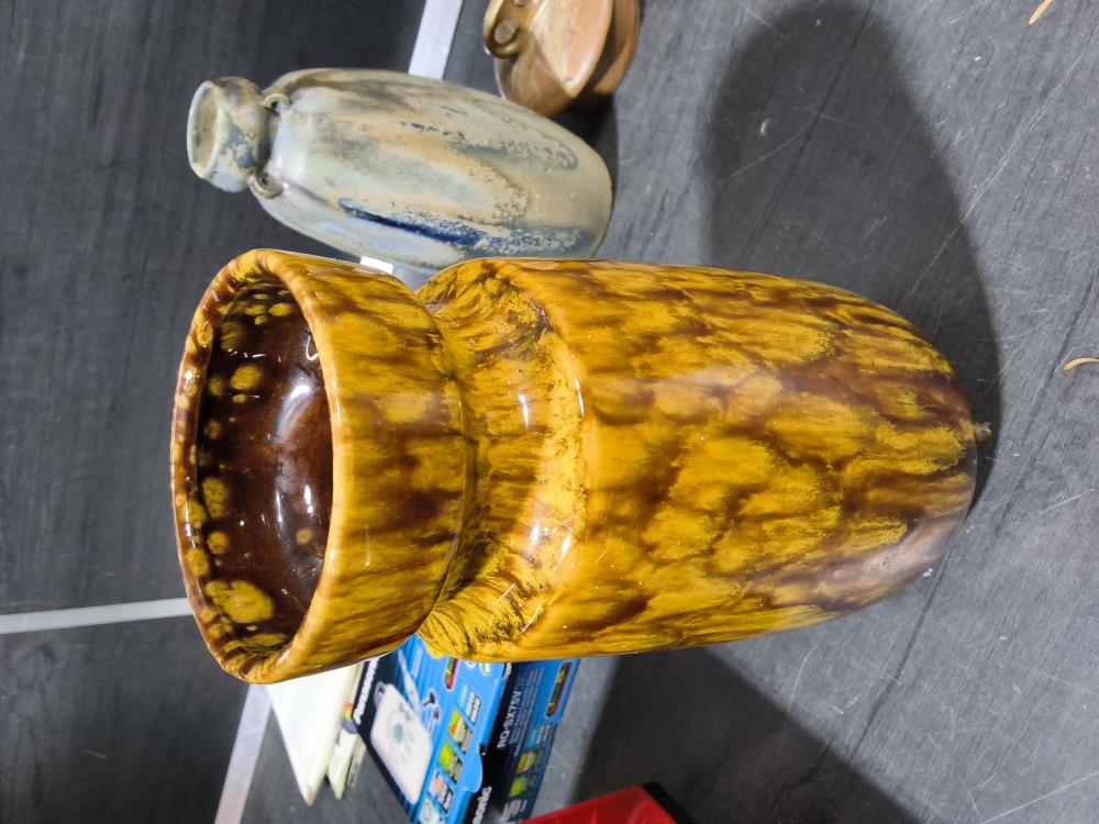 VASE WEST GERMANY 