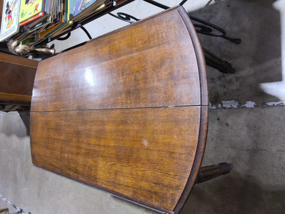 TABLE ANCIENNE À VOLETS 