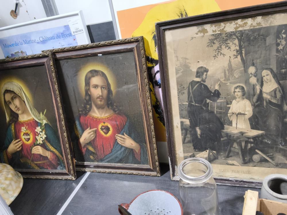 CADRE RELIGIEUX TRES ANCIEN 