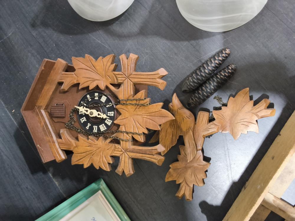 HORLOGE COUCOU DANS L'ÉTAT 