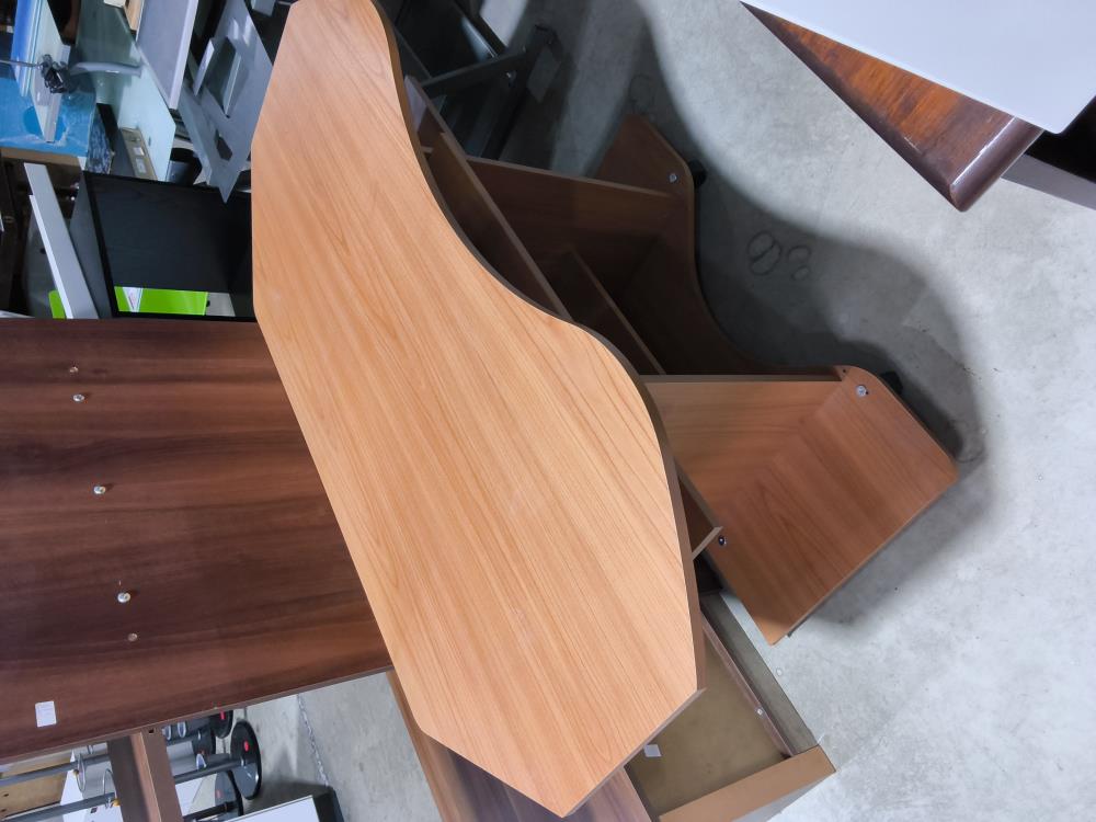BUREAU BOIS