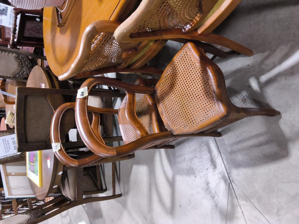 CHAISE CANNÉE 