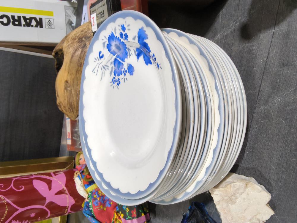 LOT ASSIETTES BISHEIM SARREGUEMINES 