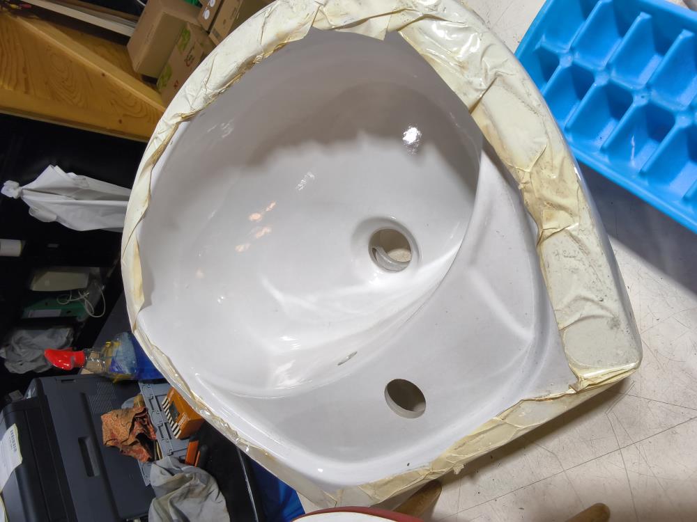 LAVABO BLANC 