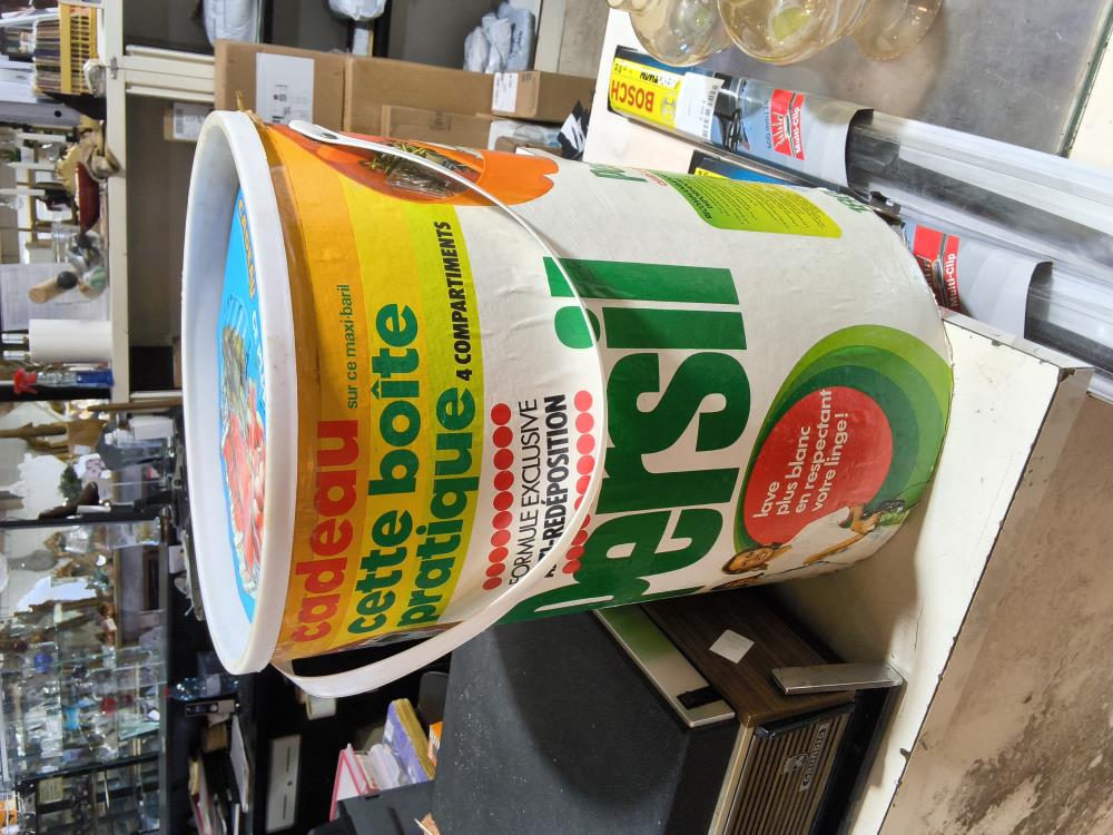 TONNEAU LESSIVE PERSIL 