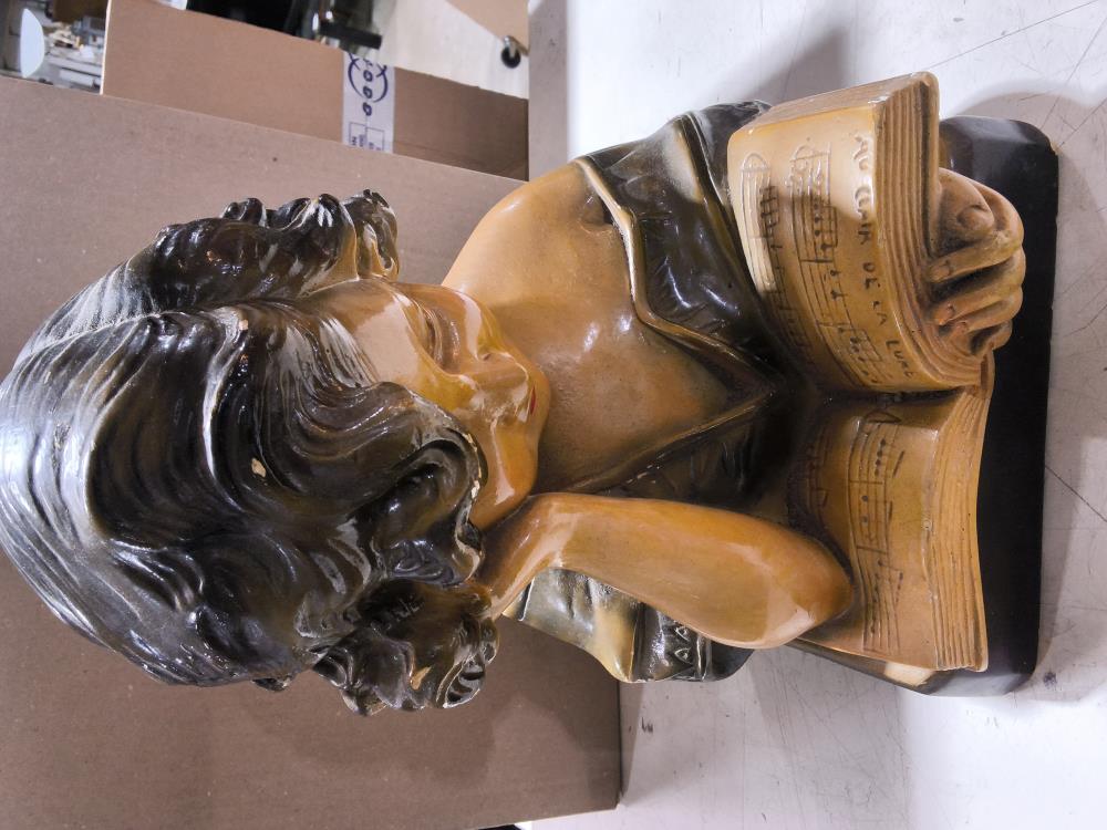 BUSTE FILLE ANCIEN  EN PLATRE