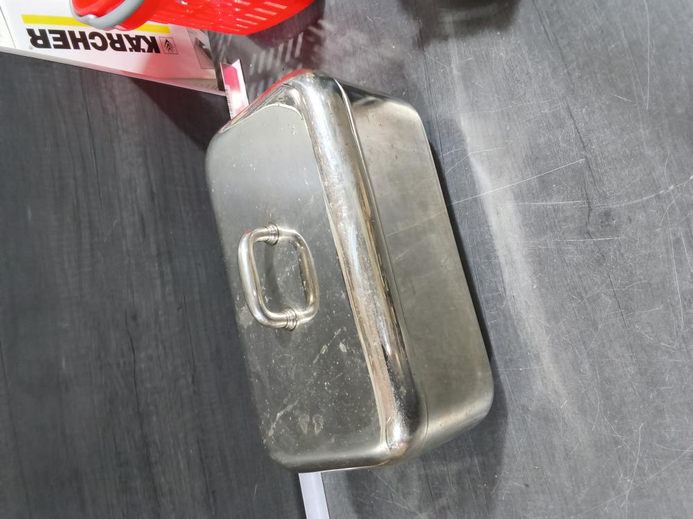 POT AVEC COUVERCLE ALU CHROMÉ 