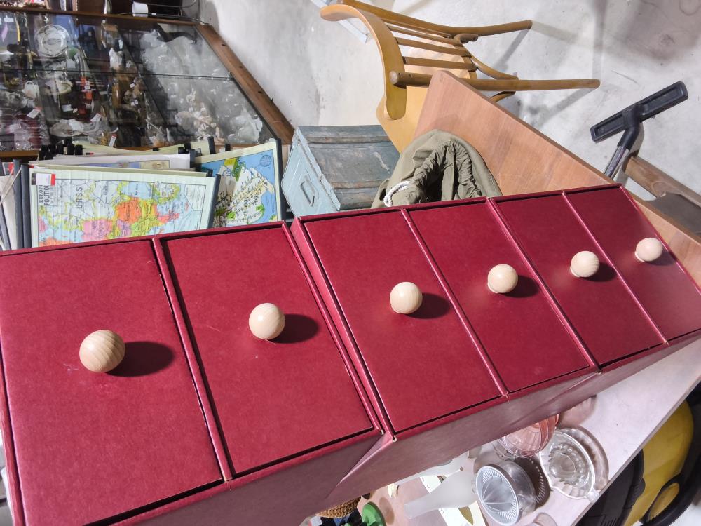 ENSEMBLE 3 TIROIRS DOUBLE EN CARTON ROUGE