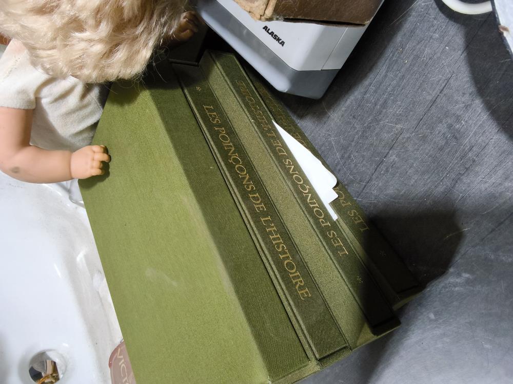 LOT DE 4 LIVRES LES POINCONS DE L’HISTOIRE