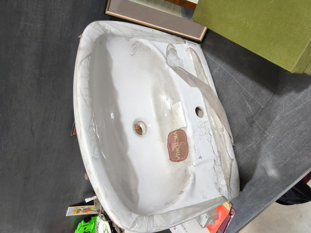 LAVABO BLANC NEUF