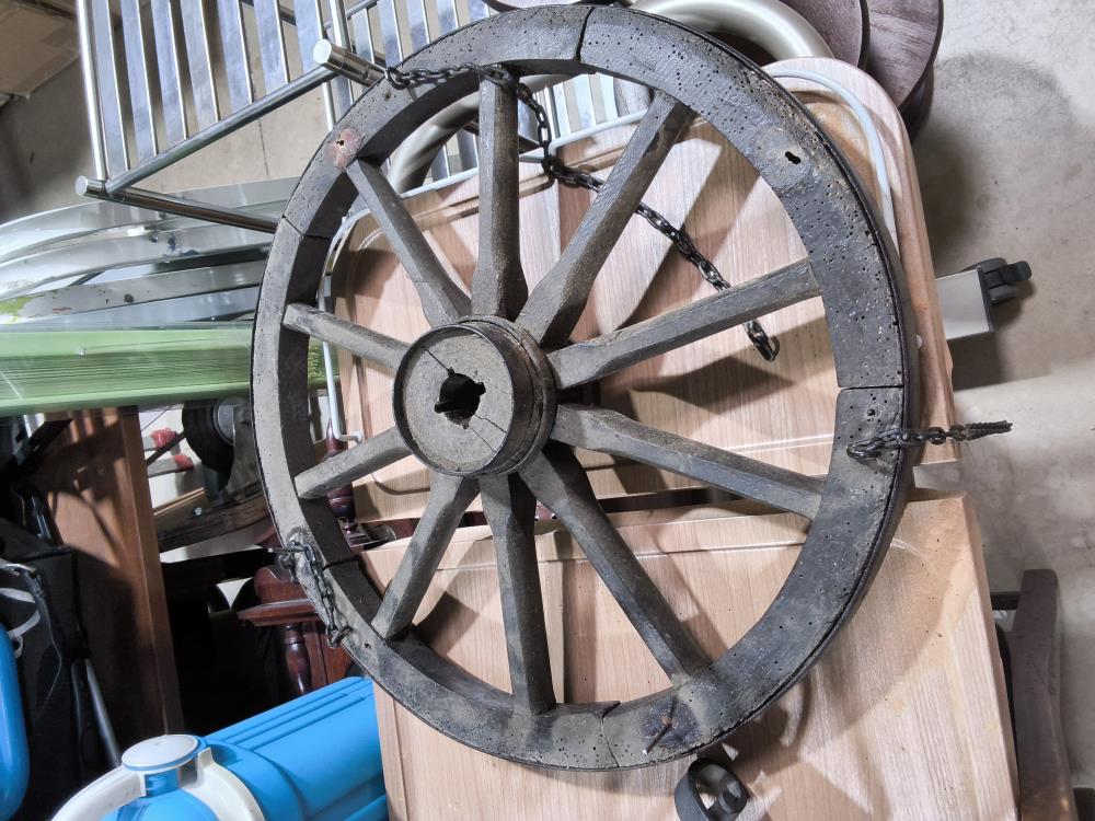 ROUE DE CHARETTE