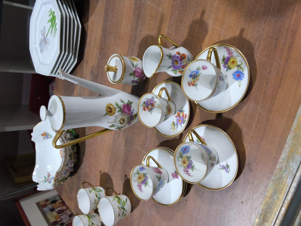PETIT SERVICE A CAFÉ ALKA