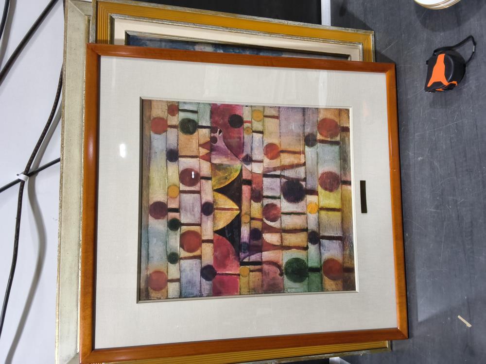 CADRE SOUS VERRE PAUL KLEE 64 X 71 CM
