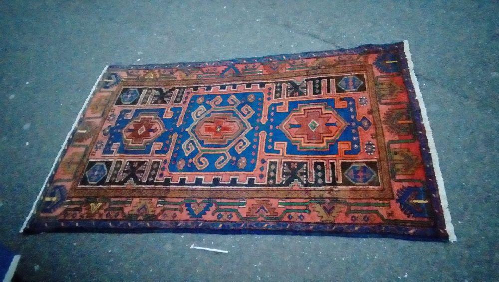 TAPIS MAIN 125X205