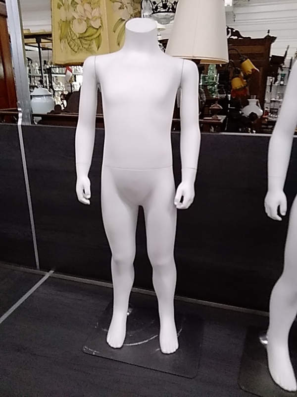 MANNEQUIN ENFANT SUR PIED HT.95CM