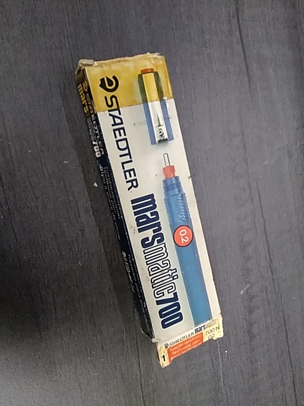 LOT DE 3 STYLOS STAEDTLER