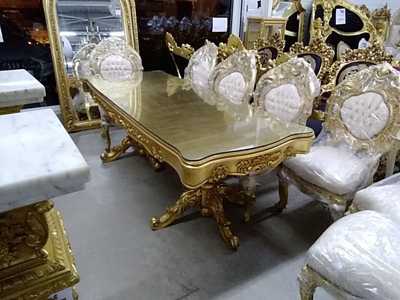 ENSEMBLE TABLE ET 8 CHAISES BAROQUE DORÉ