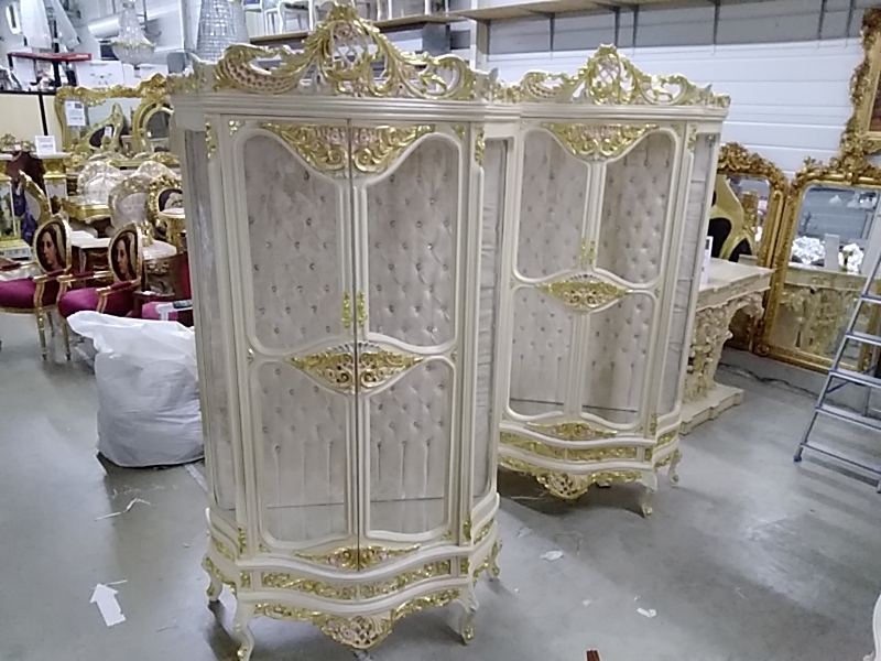 VITRINE BAROQUE 2PORTES 2 TIROIRS BEIGE 