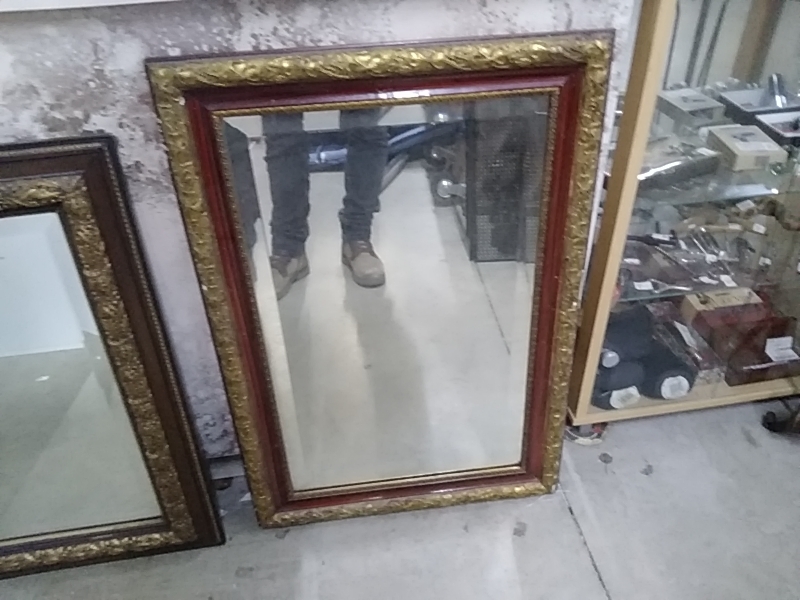 MIROIR ANCIEN DORÉ ROUGE 56 X 82 CM