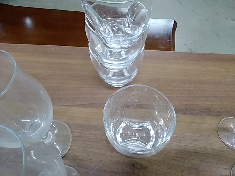 LOT DE 4 VERRES HENNESSY