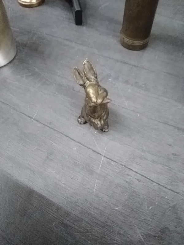 LAPIN BRONZE