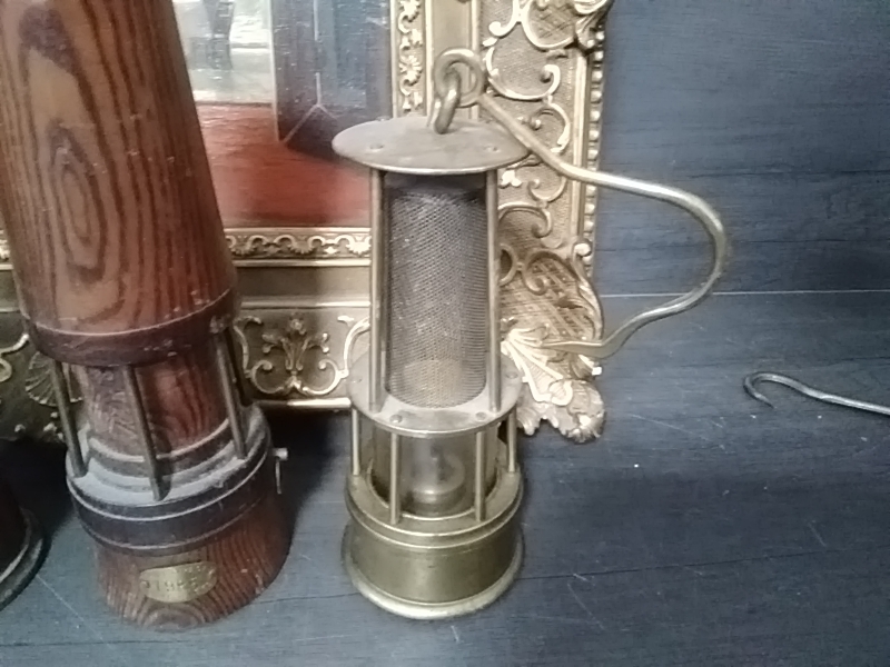 LAMPE DE MINEUR LAITON DANS L’ETAT 