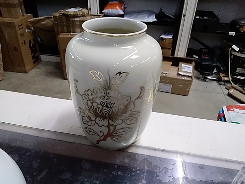 VASE NUMÉROTÉ 