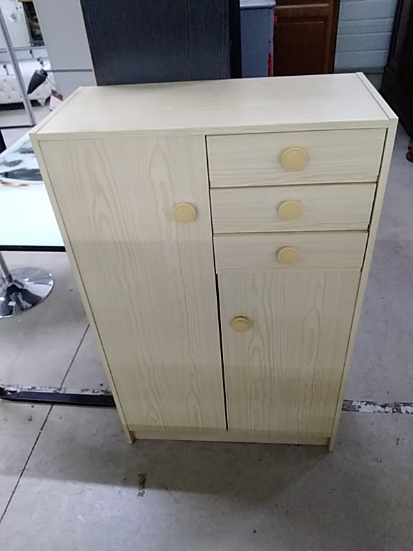 COMMODE MODERNE 2PORTES 3TIROIRS