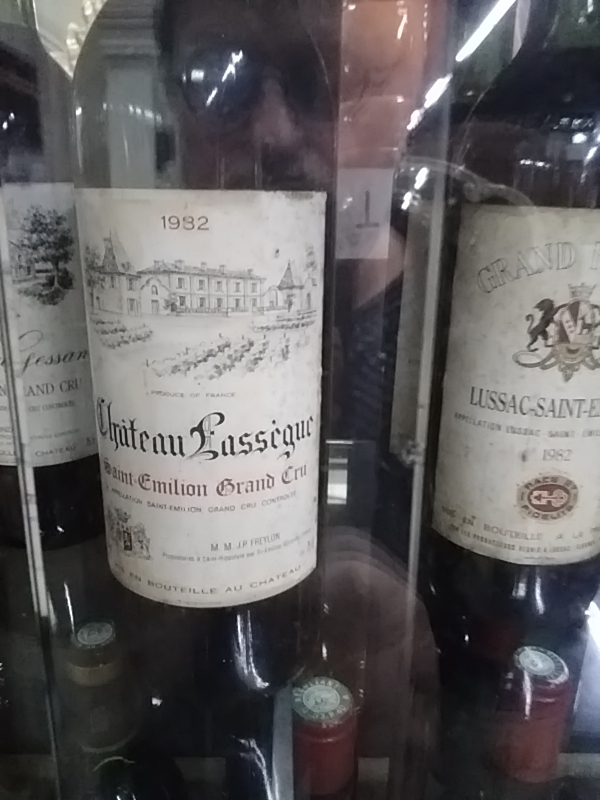 BDX CHT LASSEGUE ST EMILION GRAND CRU 1982