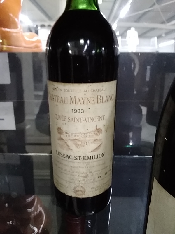 BDX CHT MAYNE BLANC LUSSAC ST EMILION 1983