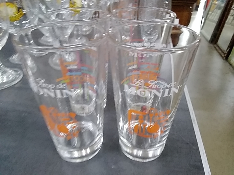 LOT DE 4 VERRES MONIN